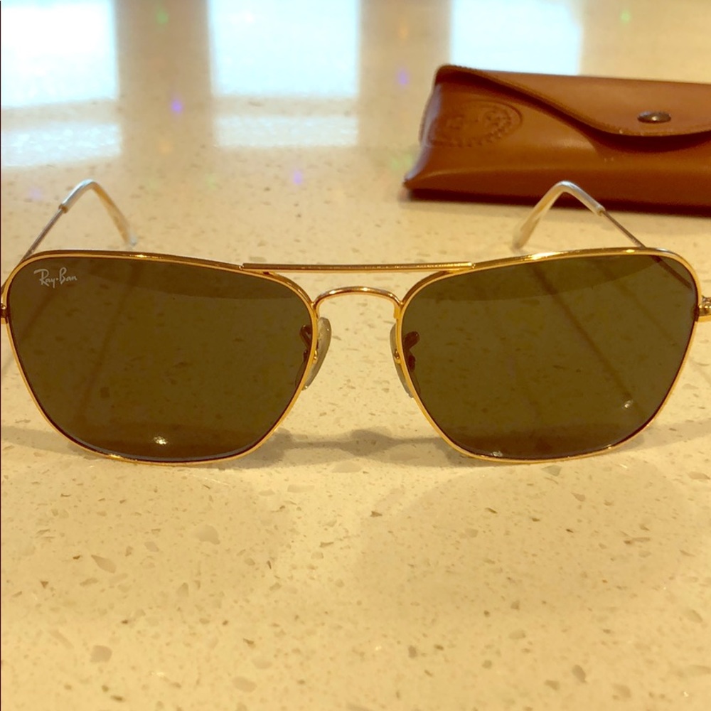 Gold Ray-Ban Sunglasses